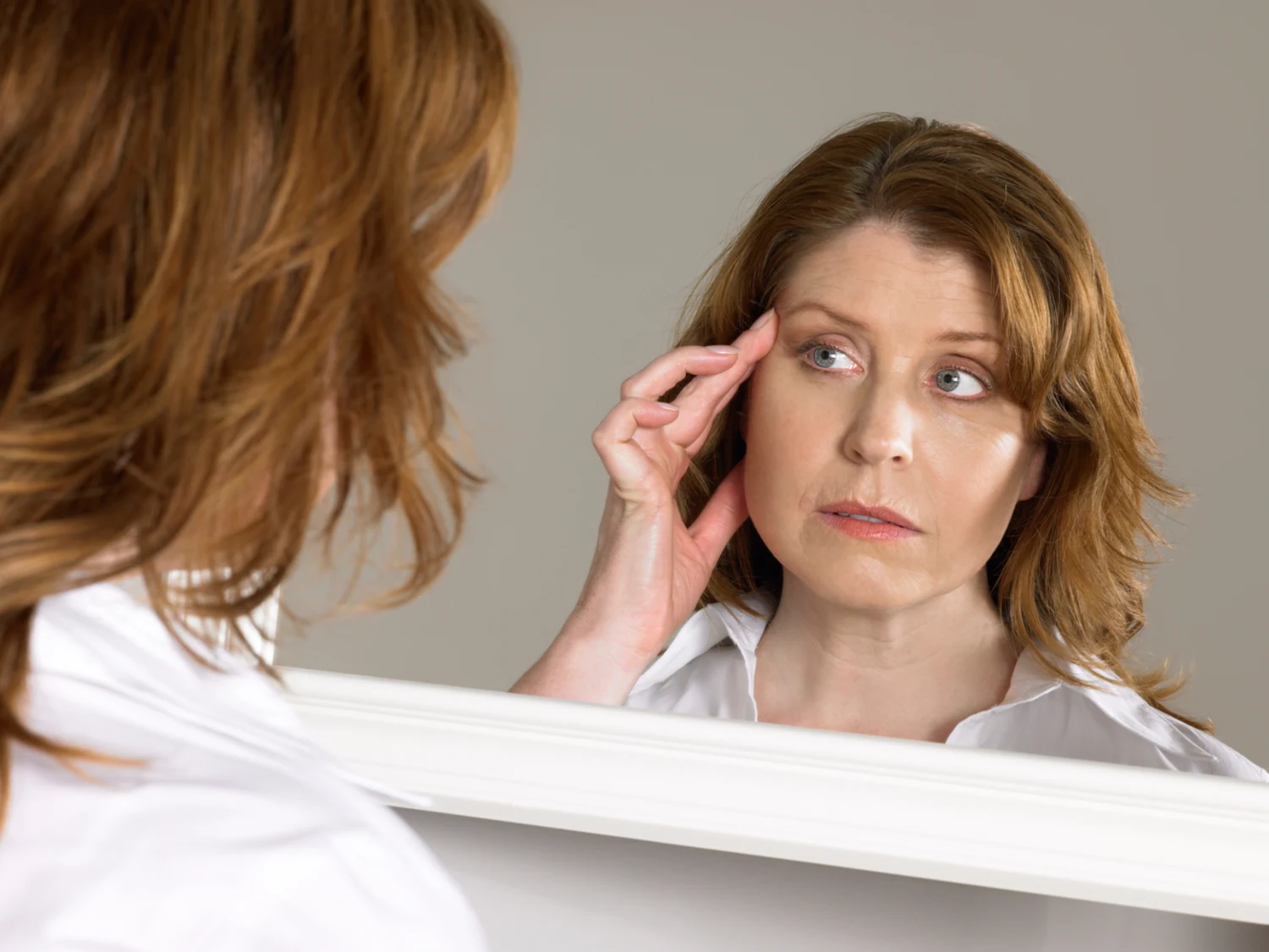 Why So Many Women Become Afraid of Aging—And the Health Cost of That Fear