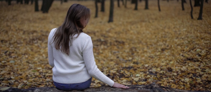 5 Gentle Ways To Ease The Ache Of Missing Someone Who Has Passed Away