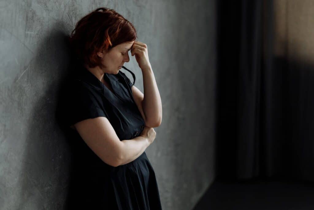 The Quiet Burden Of Guilt After Loss—5 Thoughts That Help People Release What They Can’t Undo